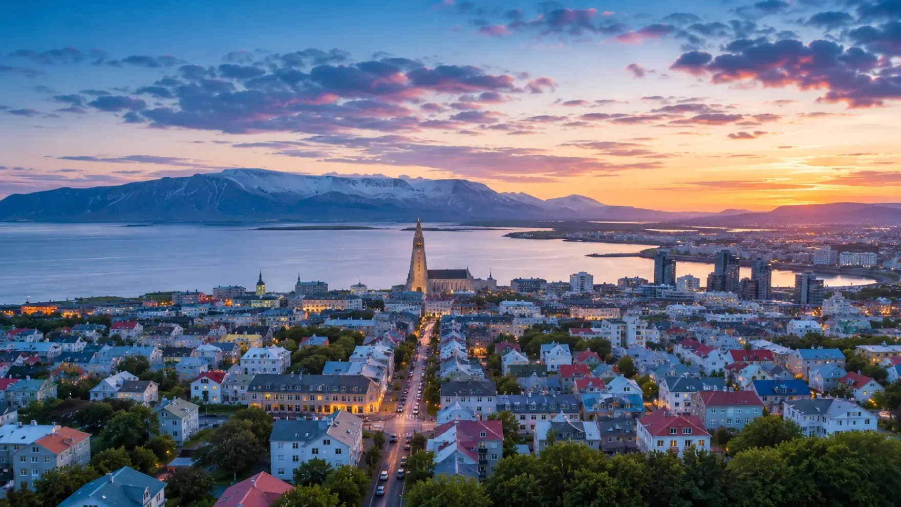 Iceland mang đến những trải nghiệm độc đáo với suối nước nóng, núi lửa và hiện tượng cực quang kỳ ảo.